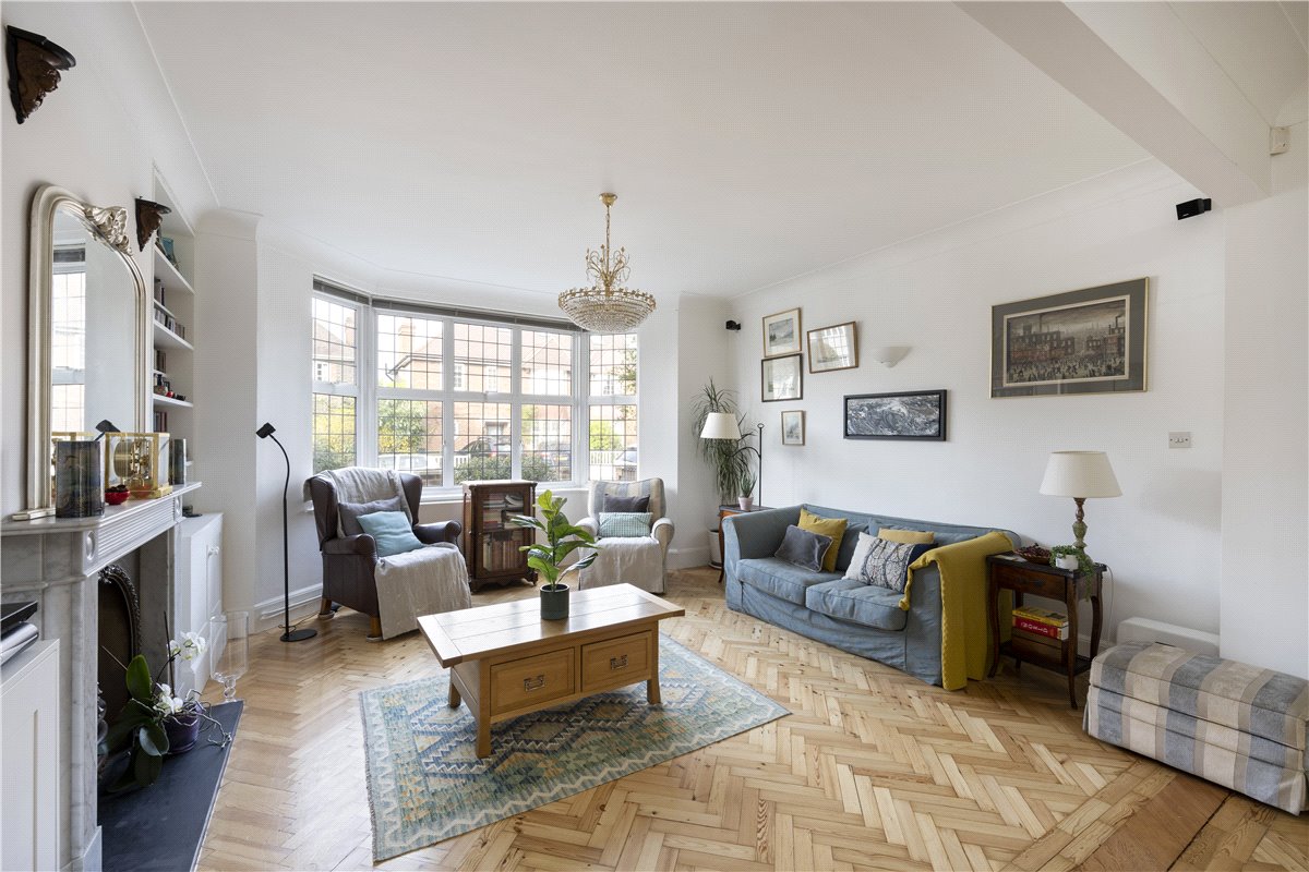 5 bedroom House, Ellerton Road, London, SW18 - Sold