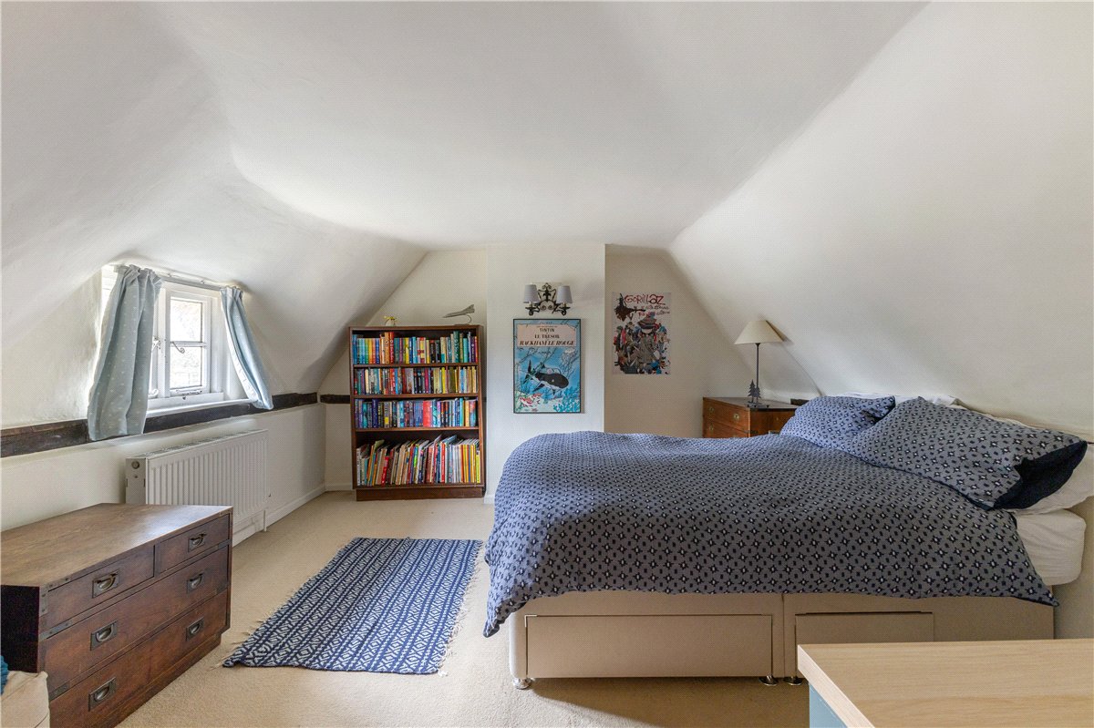 4 bedroom House, Easton Royal, Pewsey, SN9 - Available, Image 11