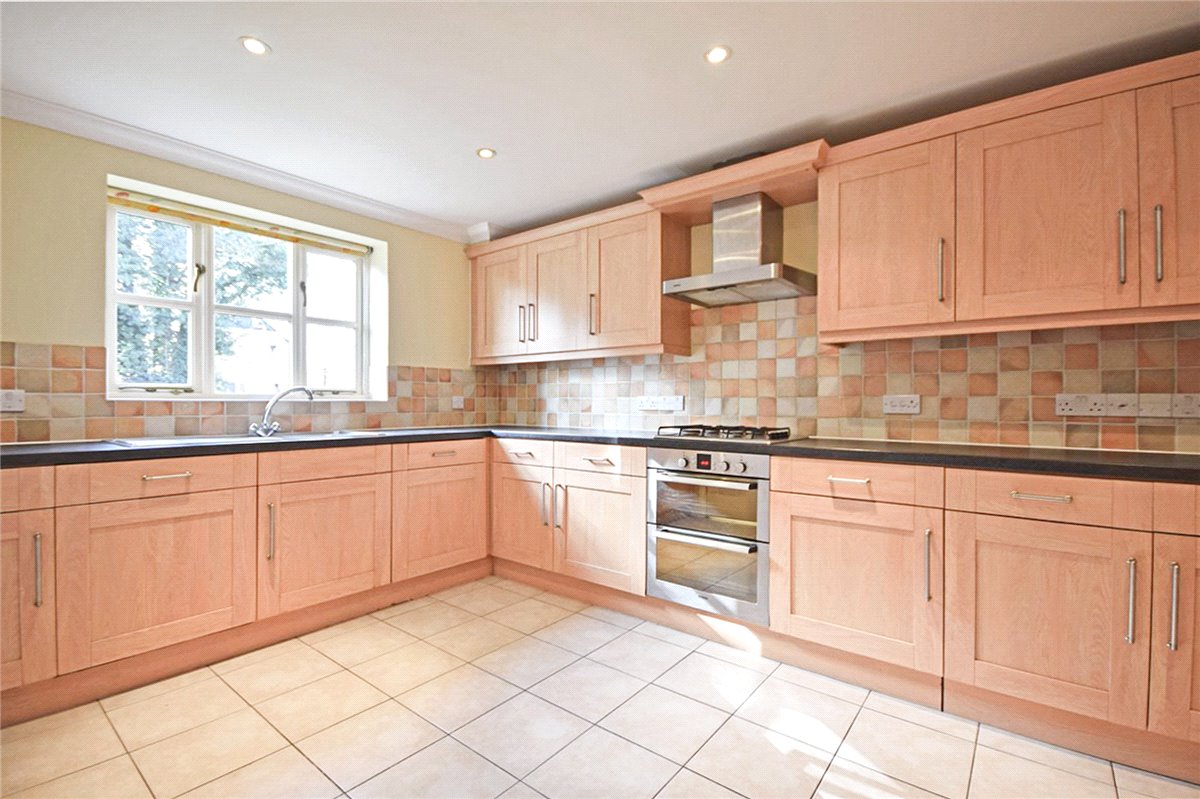 3 bedroom House, Forge End, Oakington, CB24 - , Image 1