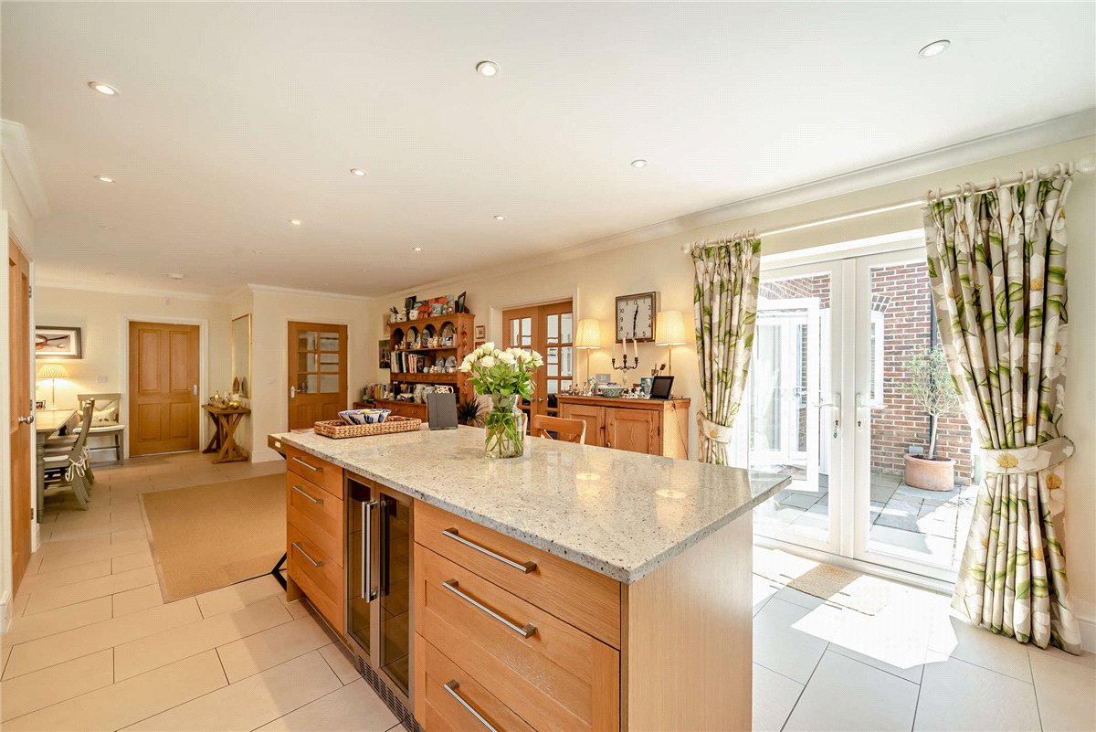 5 bedroom House, Yattendon Road, Hermitage, RG18 - Sold, Image 13