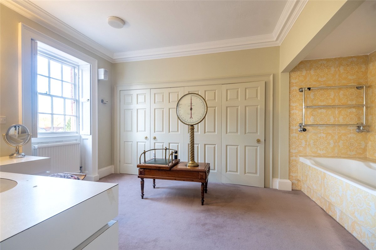 7 bedroom House, Little Bedwyn, Marlborough, SN8 - Available, Image 12