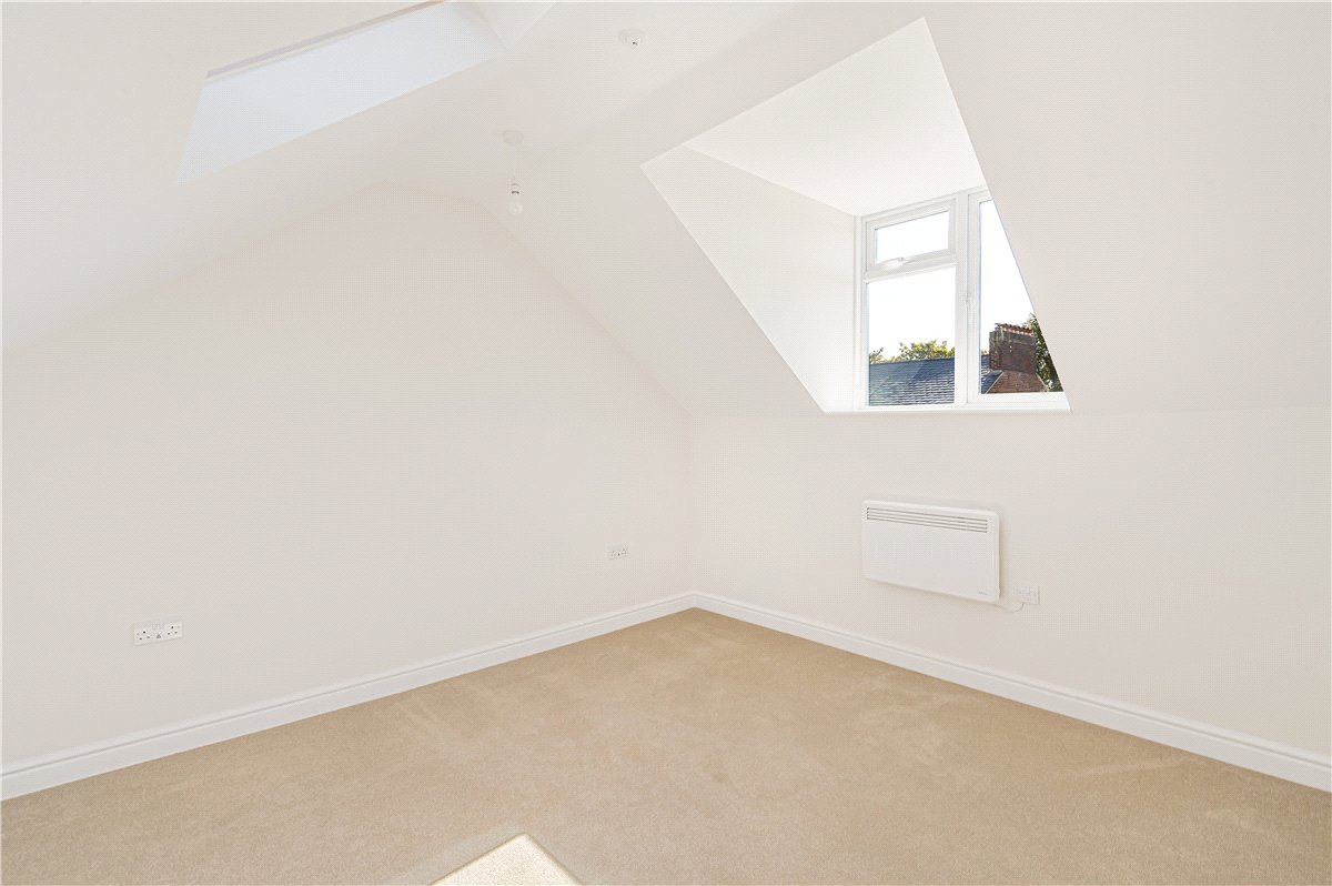 2 bedroom Flat, Walton Crescent, Oxford, OX1 - Available, Image 21