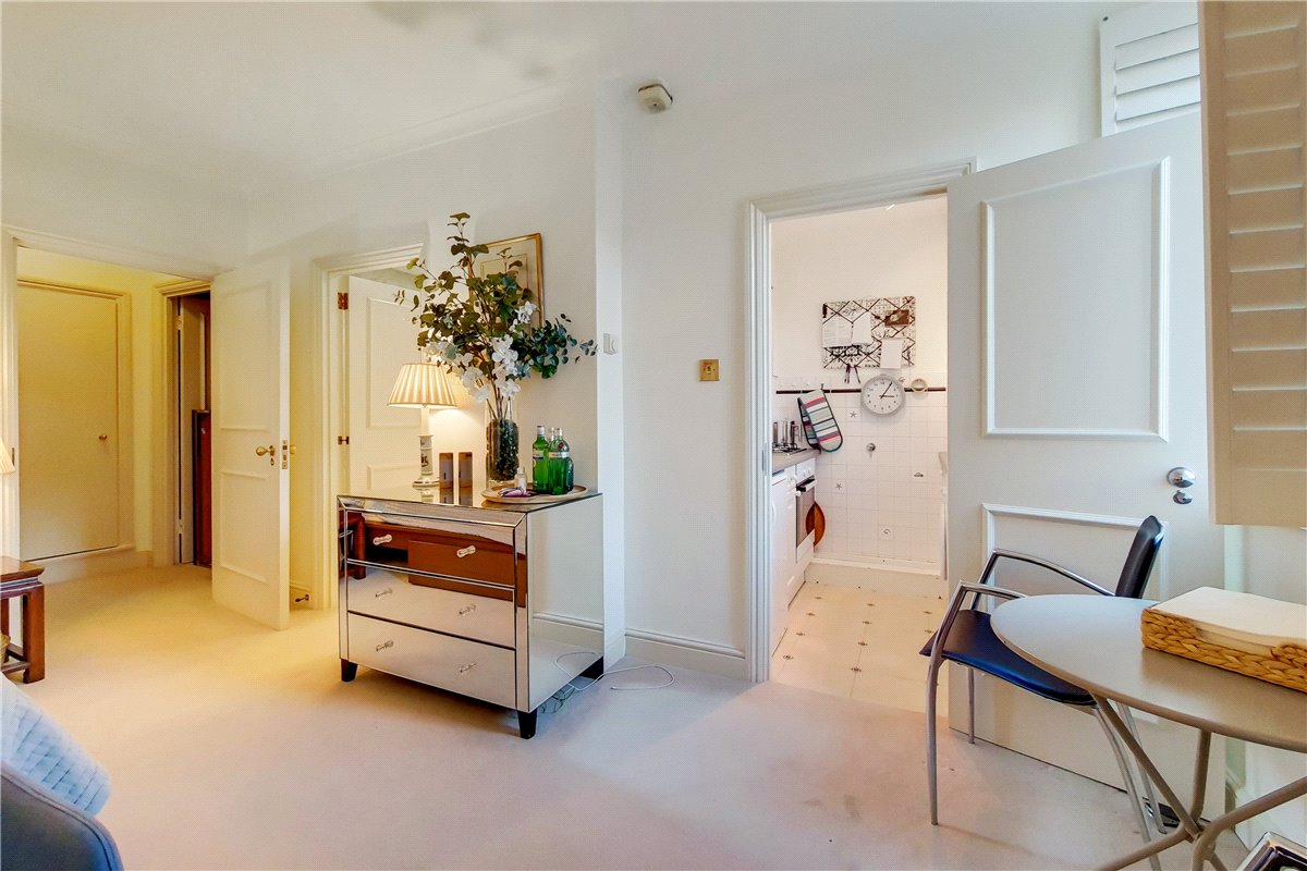 0 bedroom Flat, Tedworth Square, Chelsea, SW3 - Available, Image 1