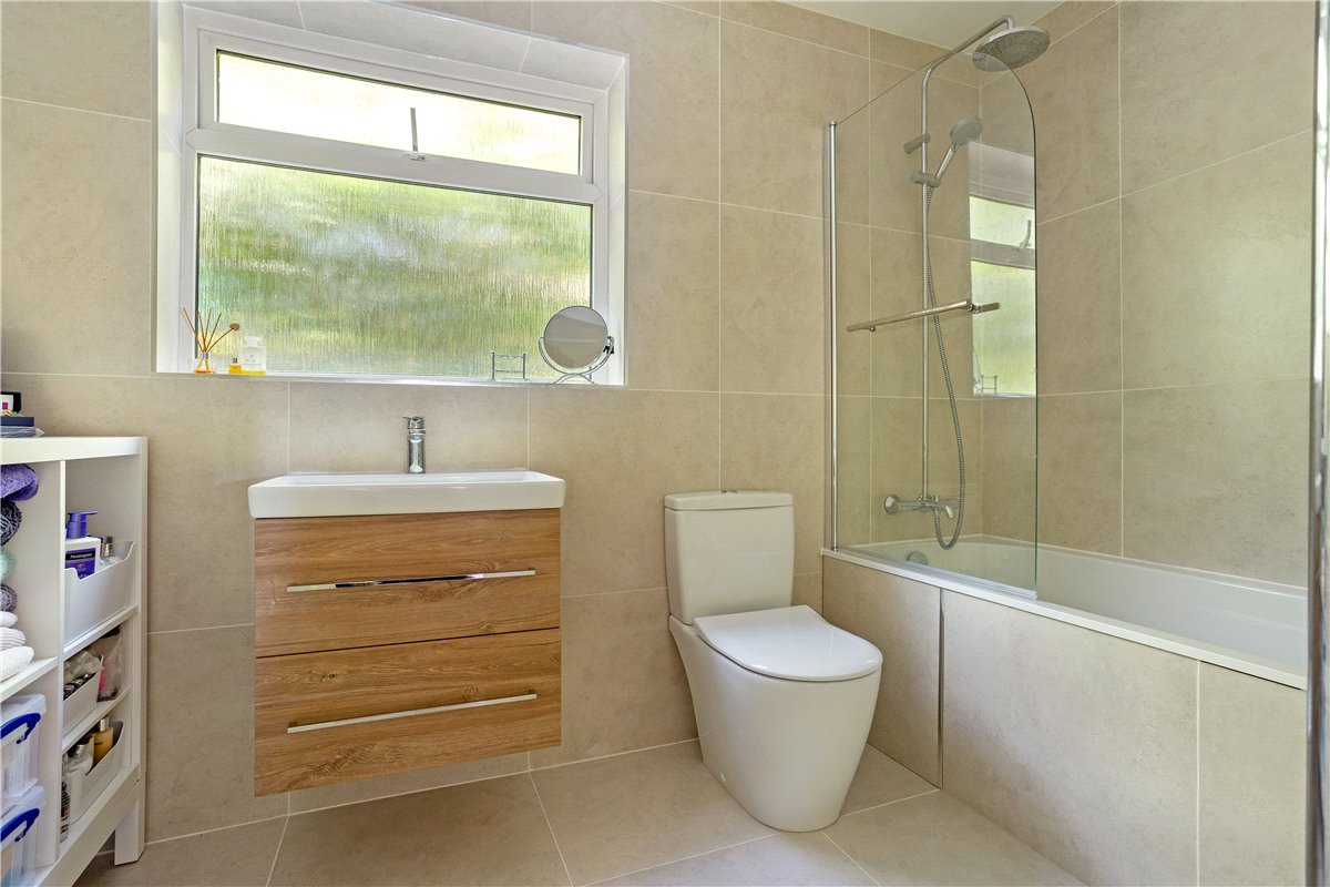 4 bedroom Bungalow, Bucklebury Alley, Cold Ash, RG18 - Sold STC, Image 7