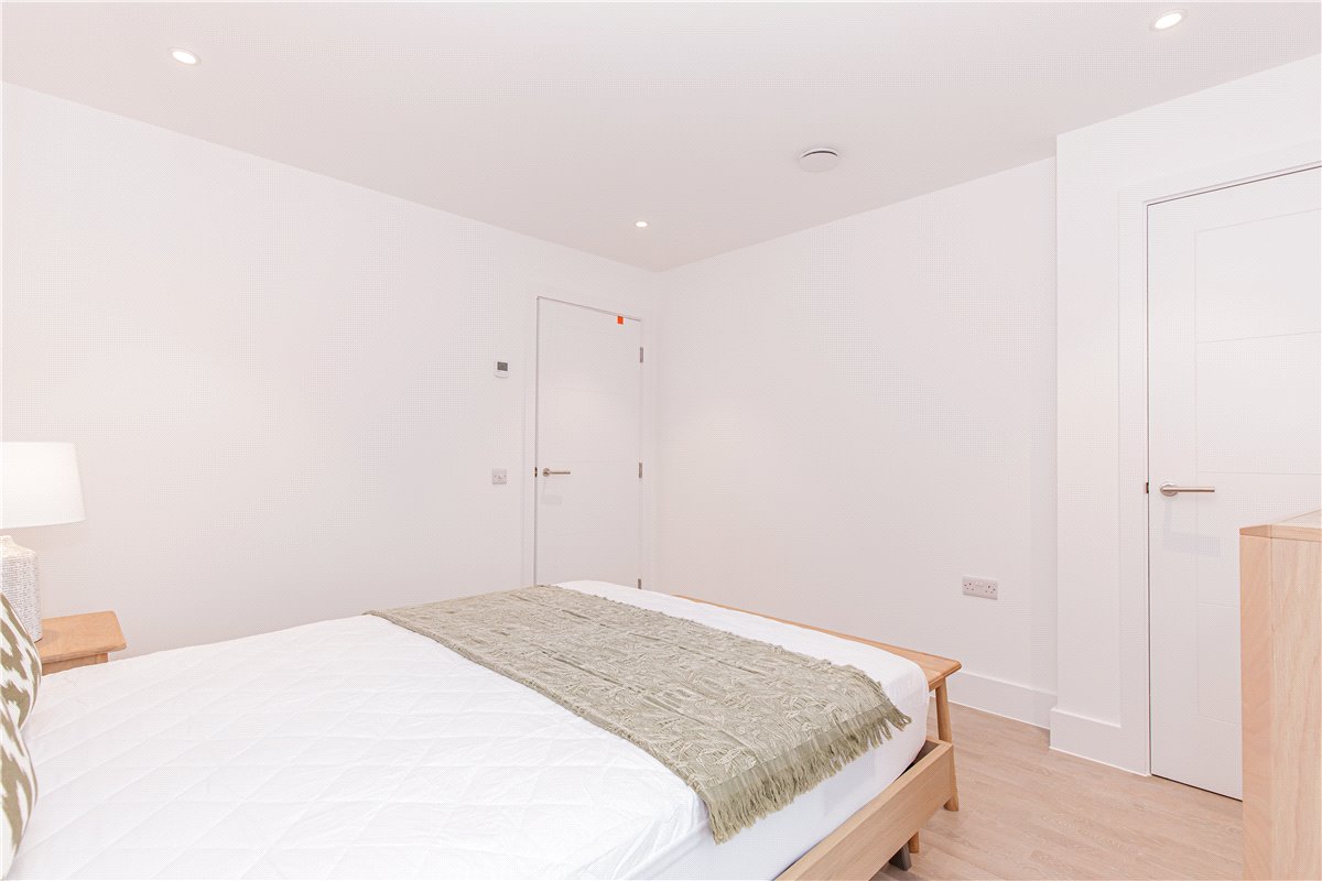 3 bedroom Flat, Mayfield Road, Oxford, OX2 - , Image 12