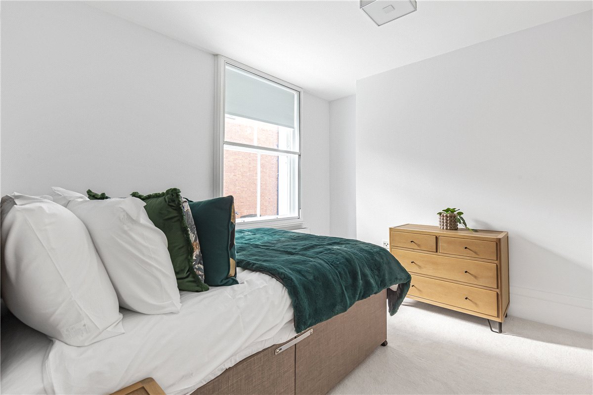 3 bedroom House, Welbeck Way, Marylebone, W1G - Available, Image 14