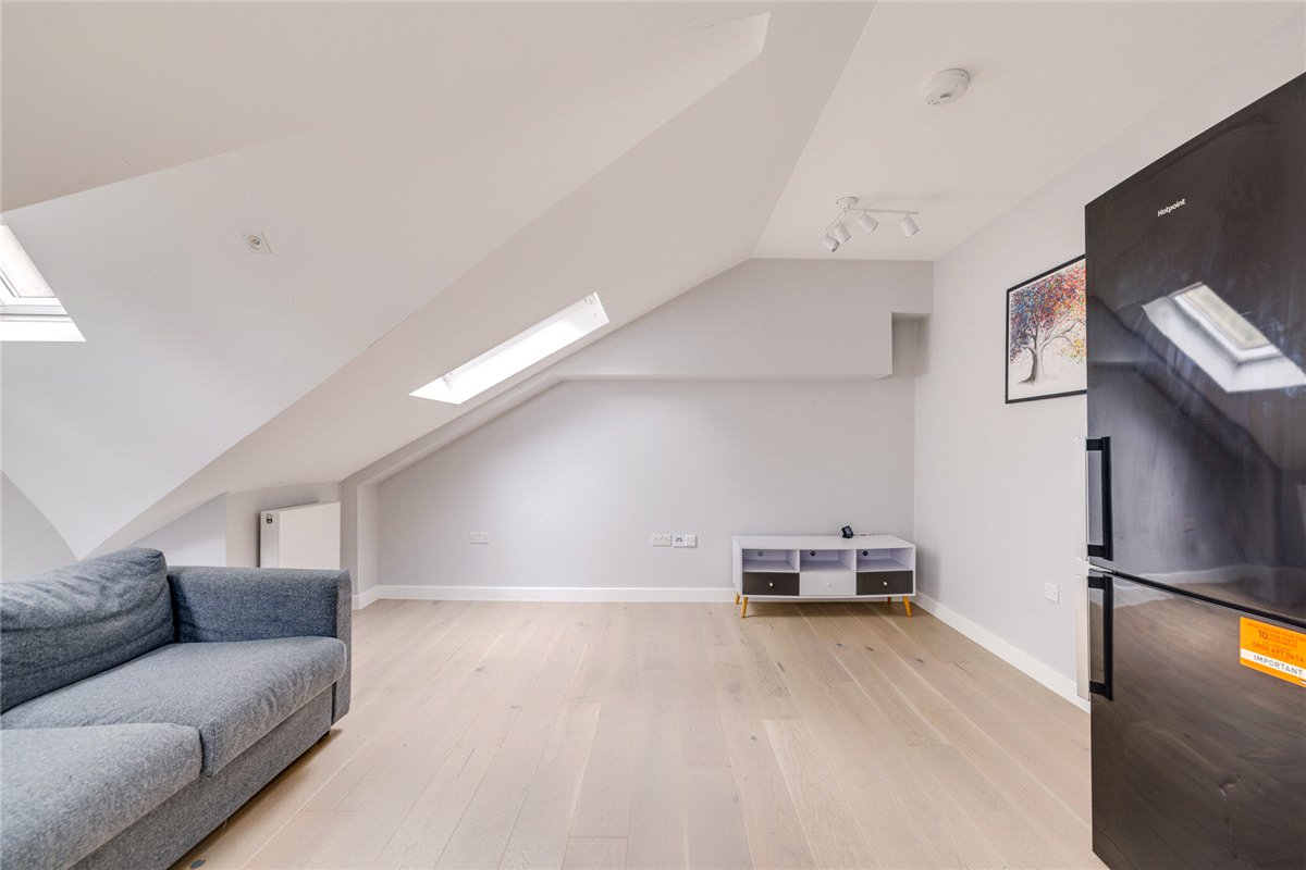 1 bedroom Flat, Chiswick High Road, London, W4 - Available, Image 7