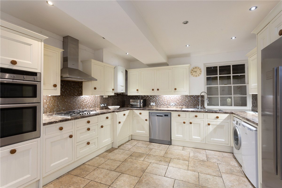 6 bedroom House, The Mount, York, YO24 - Available, Image 2