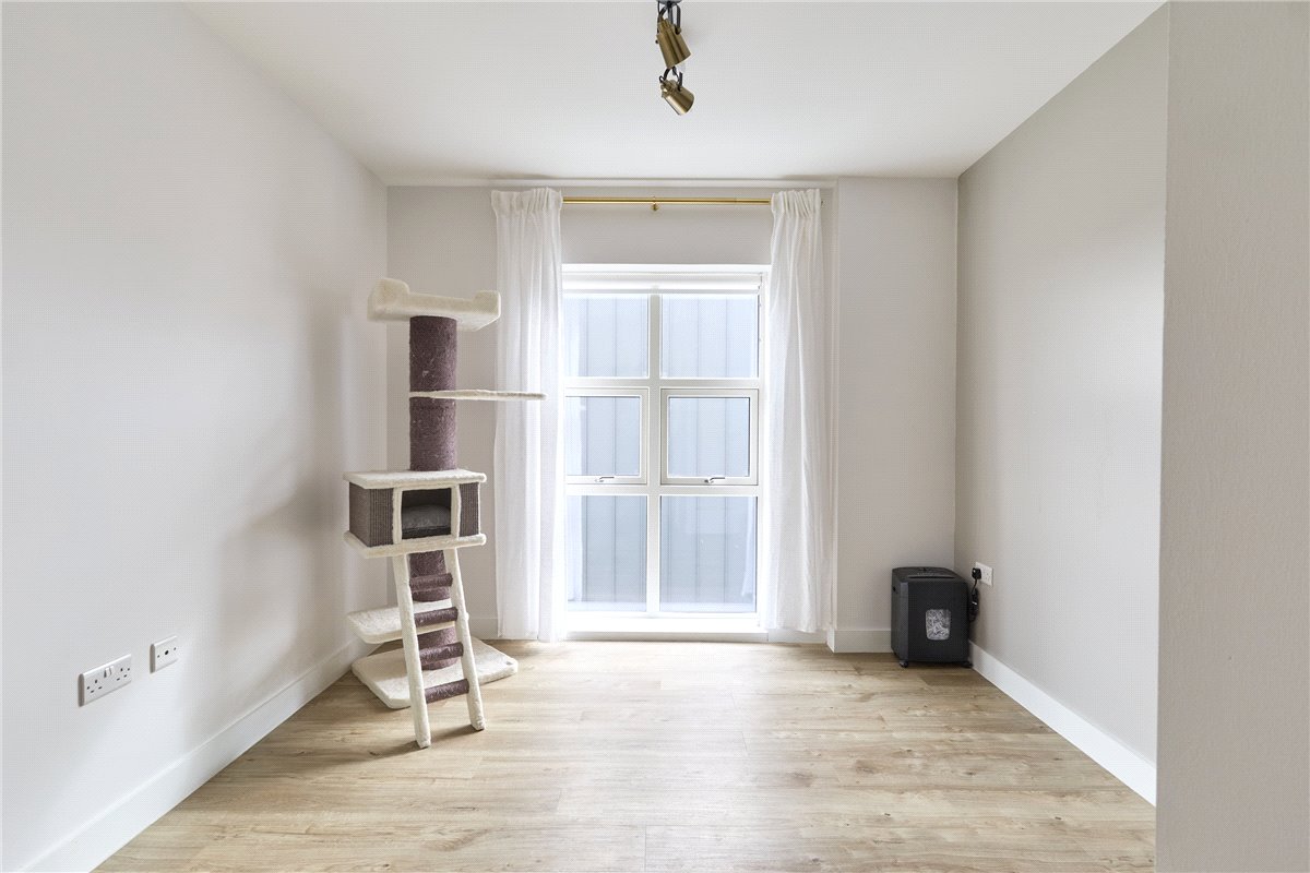 2 bedroom Flat, Marleigh Avenue, Cambridge, CB5 - Sold, Image 3