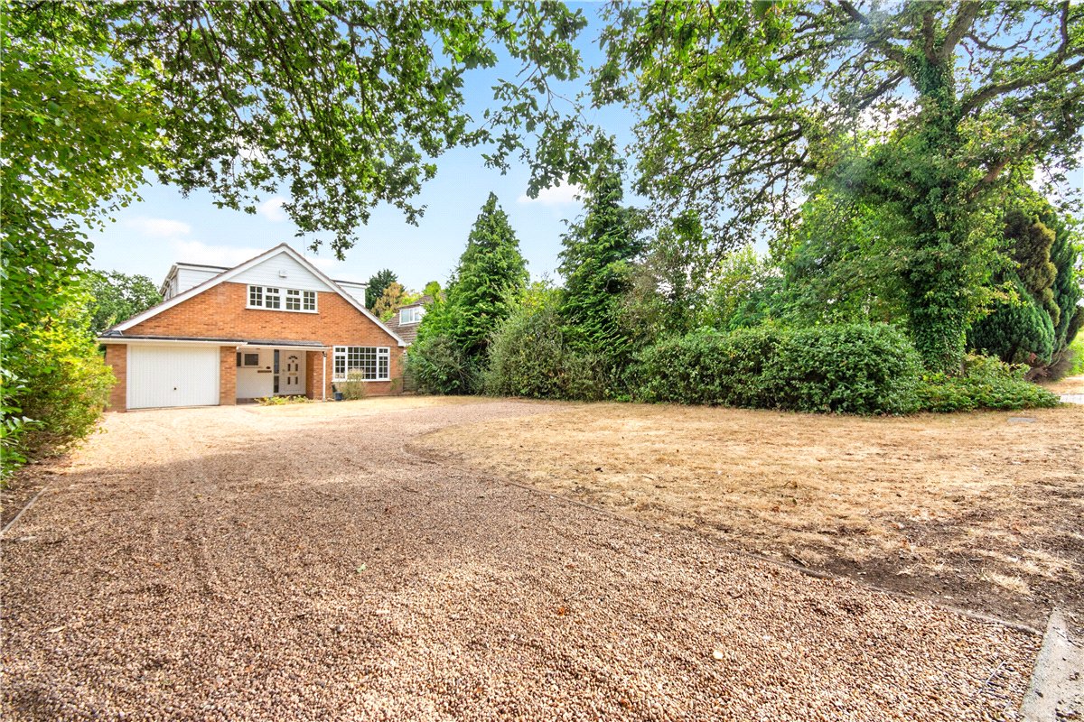 4 bedroom House, Cromwell Lane, Burton Green, CV8 - Available