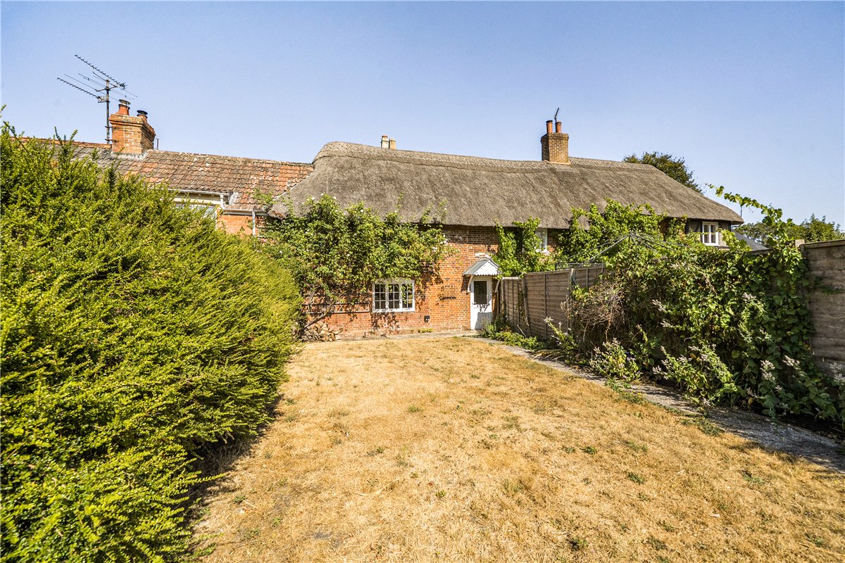 1 bedroom Cottage, Manningford Bruce, Pewsey, SN9 - Available, Image 4