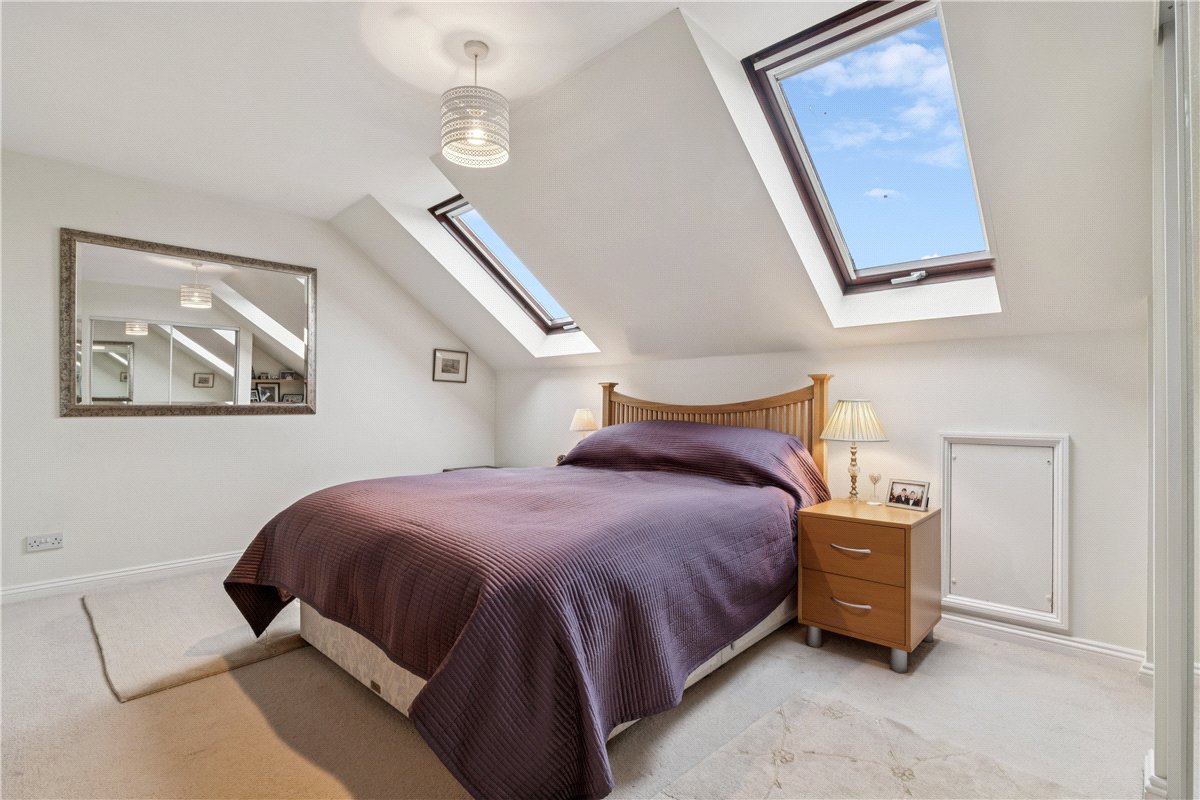 2 bedroom Flat, Roma Court, St. James's Drive, SW12 - Sold STC, Image 9