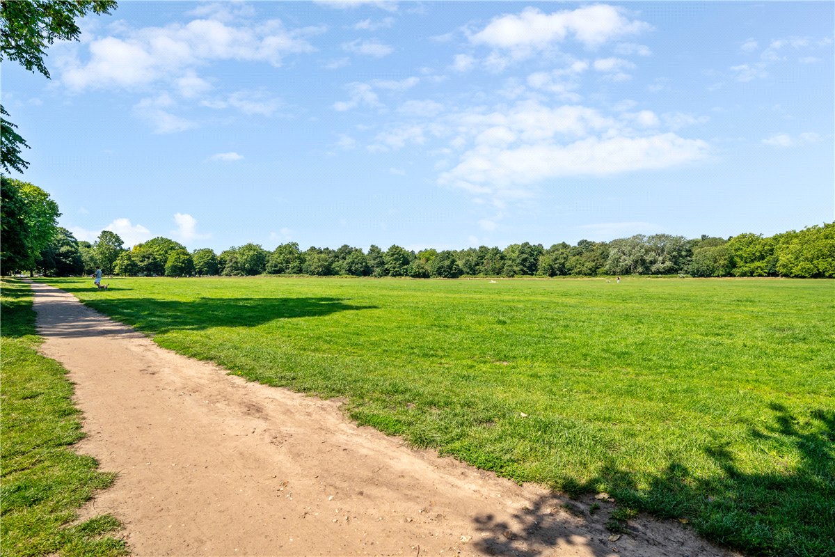 2 bedroom Flat, Roma Court, St. James's Drive, SW12 - Sold, Image 9