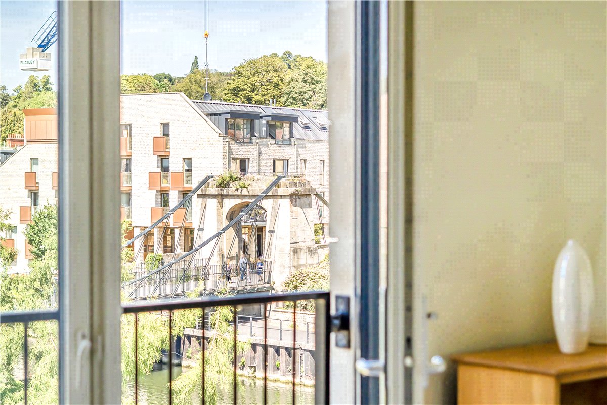 2 bedroom Flat, Western Terrace, Victoria Bridge Road, BA2 - Available, Image 16