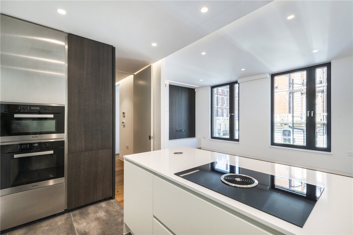 1 bedroom Flat, Wigmore Street, Marylebone, W1U - 
