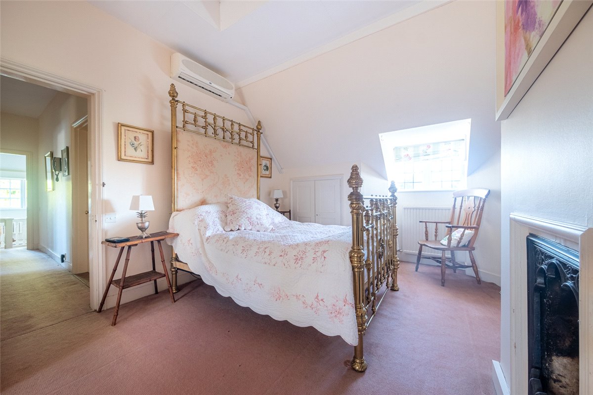 7 bedroom House, Little Bedwyn, Marlborough, SN8 - Available, Image 16