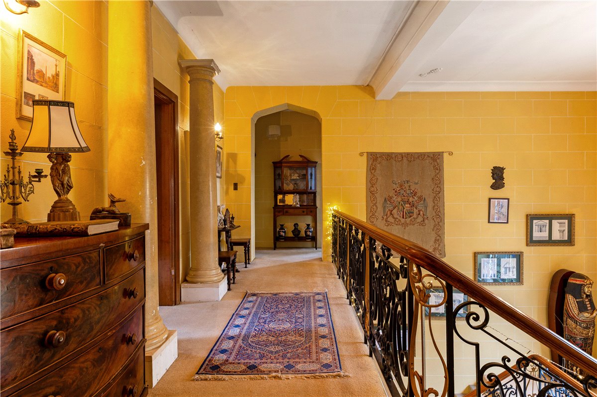 6 bedroom House, Main Street, West Haddlesey, YO8 - Available, Image 32