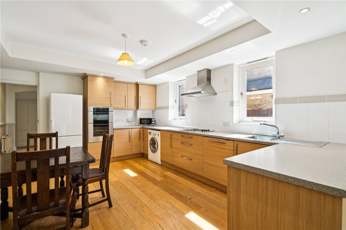 4 bedroom House, Finlay Street, London, SW6 - Available, Image 8