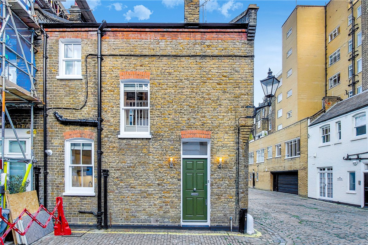 2 bedroom House, Montagu Mews South, Marylebone, W1H - Let Agreed, Image 1