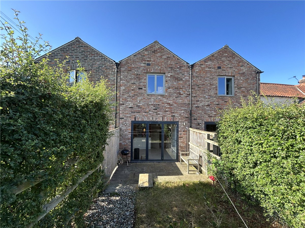 2 bedroom Cottage, Kirk Hammerton, York, YO26 - , Image 8