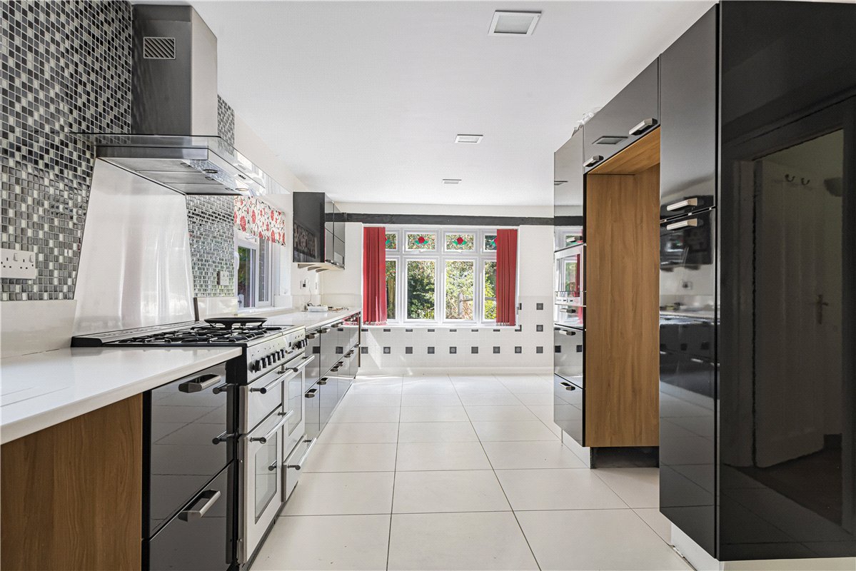 7 bedroom House, Tye Lane, Walberton, BN18 - Available, Image 17