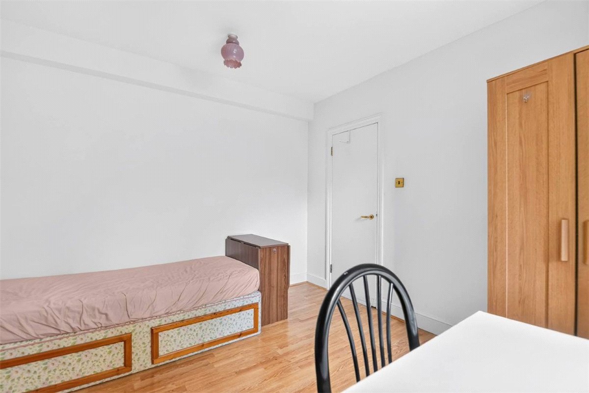 1 bedroom Flat, Chelsea Cloisters, Sloane Avenue, SW3 - Available, Image 12