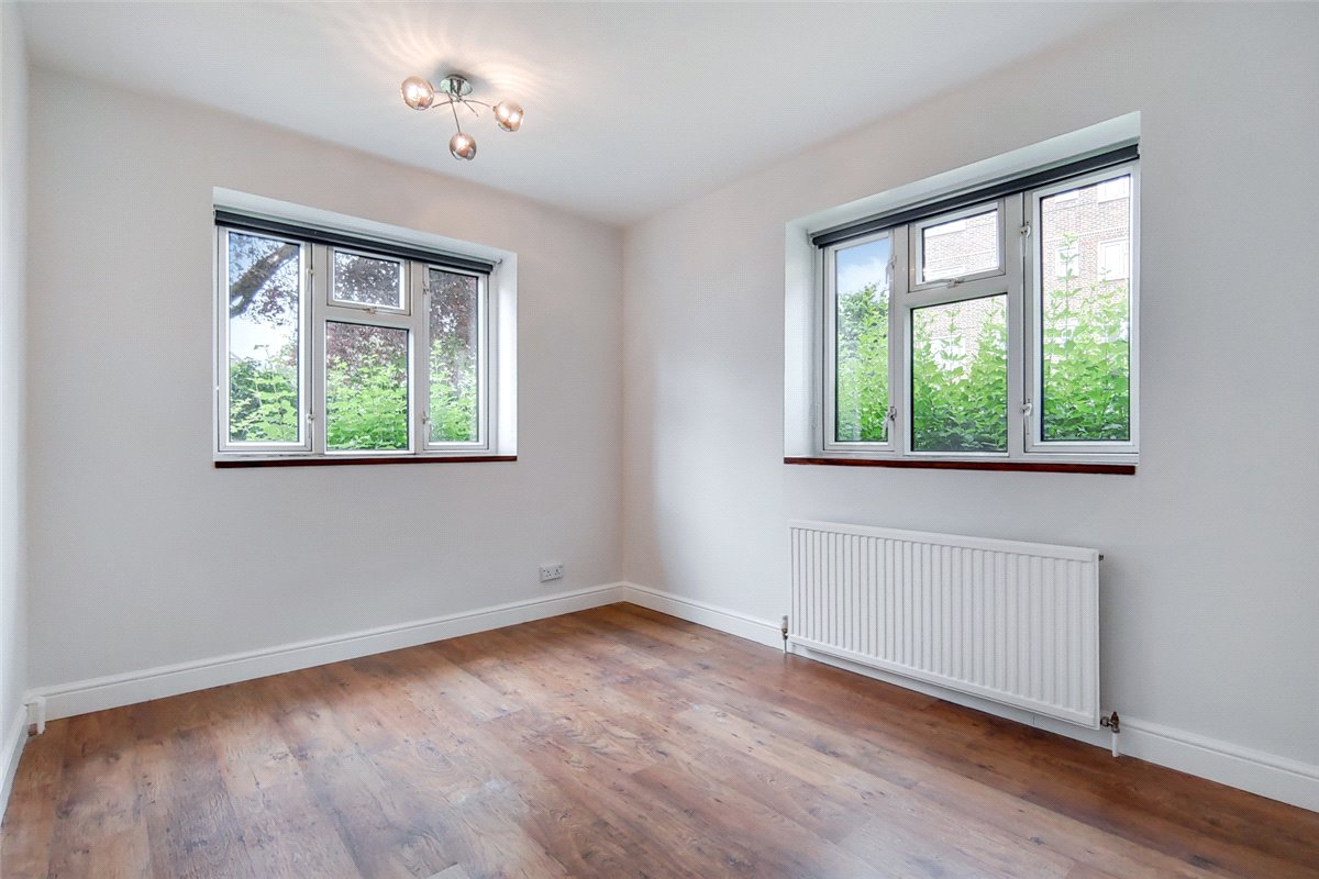 2 bedroom Flat, The Willoughbys, London, SW14 - Let Agreed, Image 7