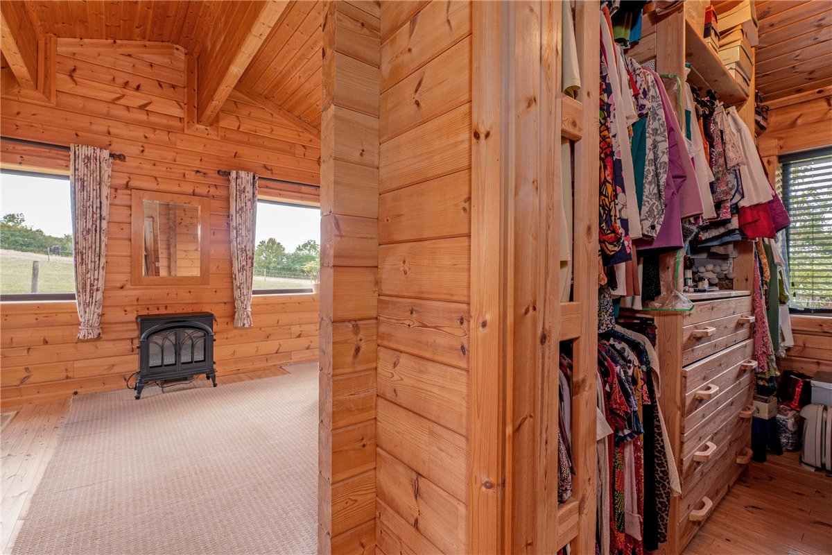 3 bedroom House, Station Road, Tilbrook, PE28 - Available, Image 2