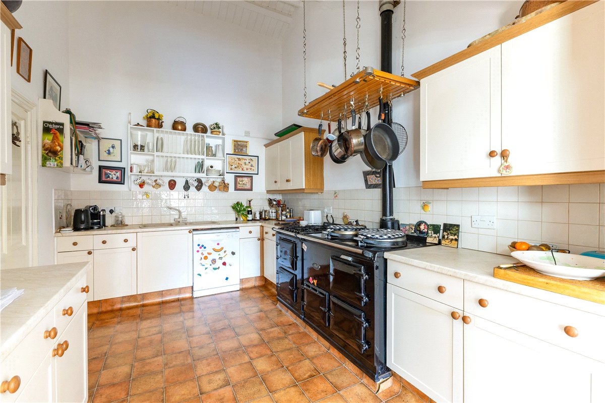 5 bedroom House, High Street, Manton, SN8 - Available, Image 4
