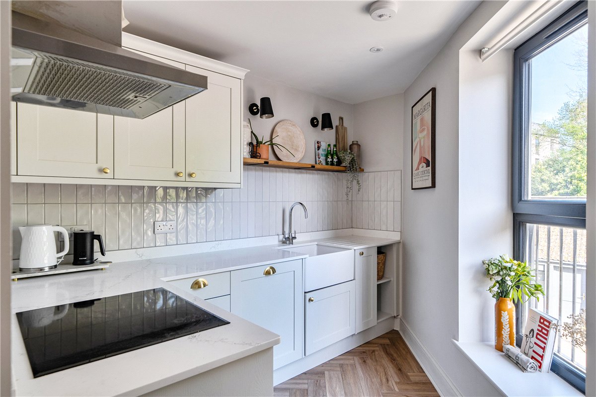 2 bedroom House, Westmoreland Road, Bath, BA2 - , Image 8