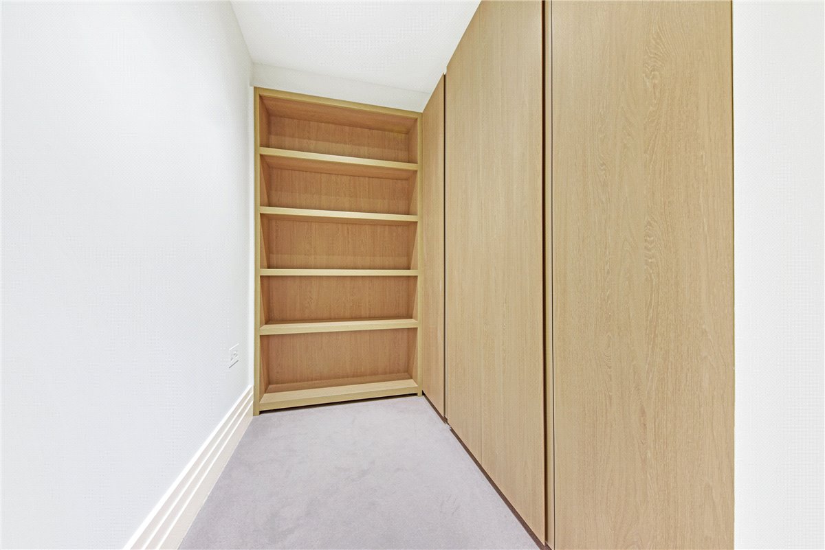 2 bedroom Flat, Kensington Gardens Square, Bayswater, W2 - Available, Image 13