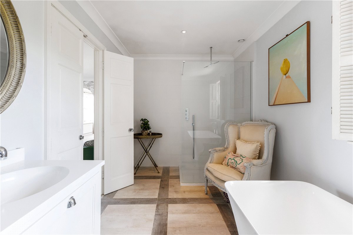 5 bedroom House, Honeystreet, Pewsey, SN9 - Available, Image 10