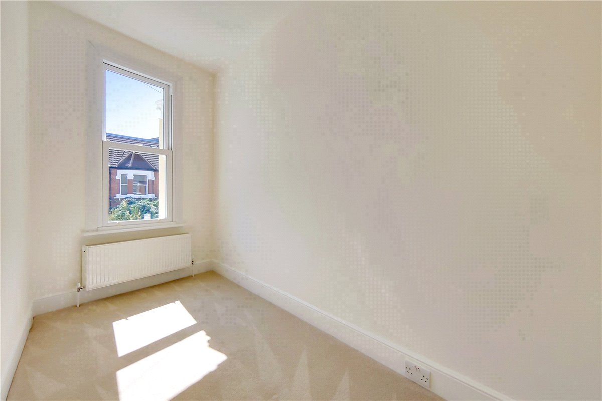 3 bedroom Flat, Kenyon Street, Fulham, SW6 - , Image 9