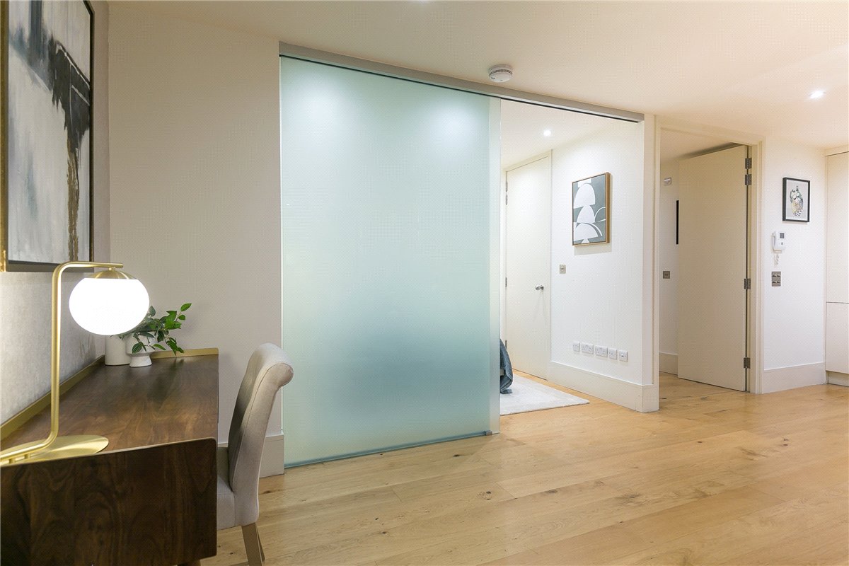 1 bedroom Flat, Armitage Apartments, 228 Great Portland Street, W1W - Available, Image 2