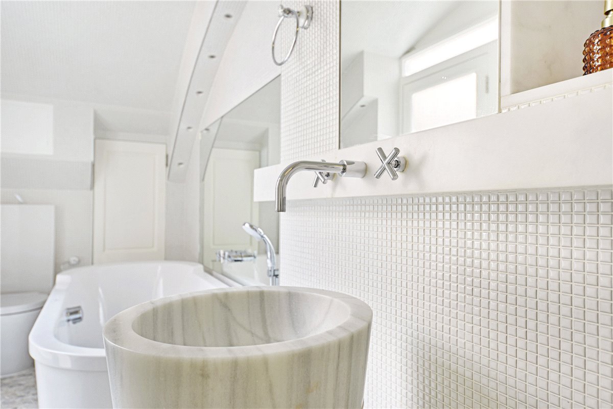 3 bedroom Flat, Rosary Gardens, South Kensington, SW7 - Available, Image 19