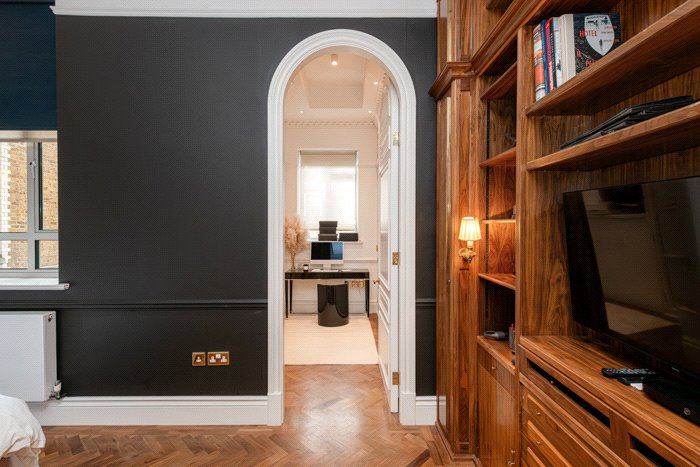 1 bedroom Flat, Upper Brook Street, Mayfair, W1K - Available, Image 14