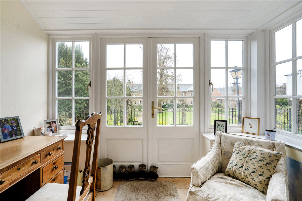 2 bedroom House, Wye House Gardens, Barn Street, SN8 - Available, Image 8