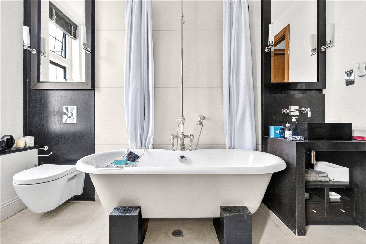 1 bedroom Flat, Weymouth Street, Marylebone, W1G - Under Offer, Image 2
