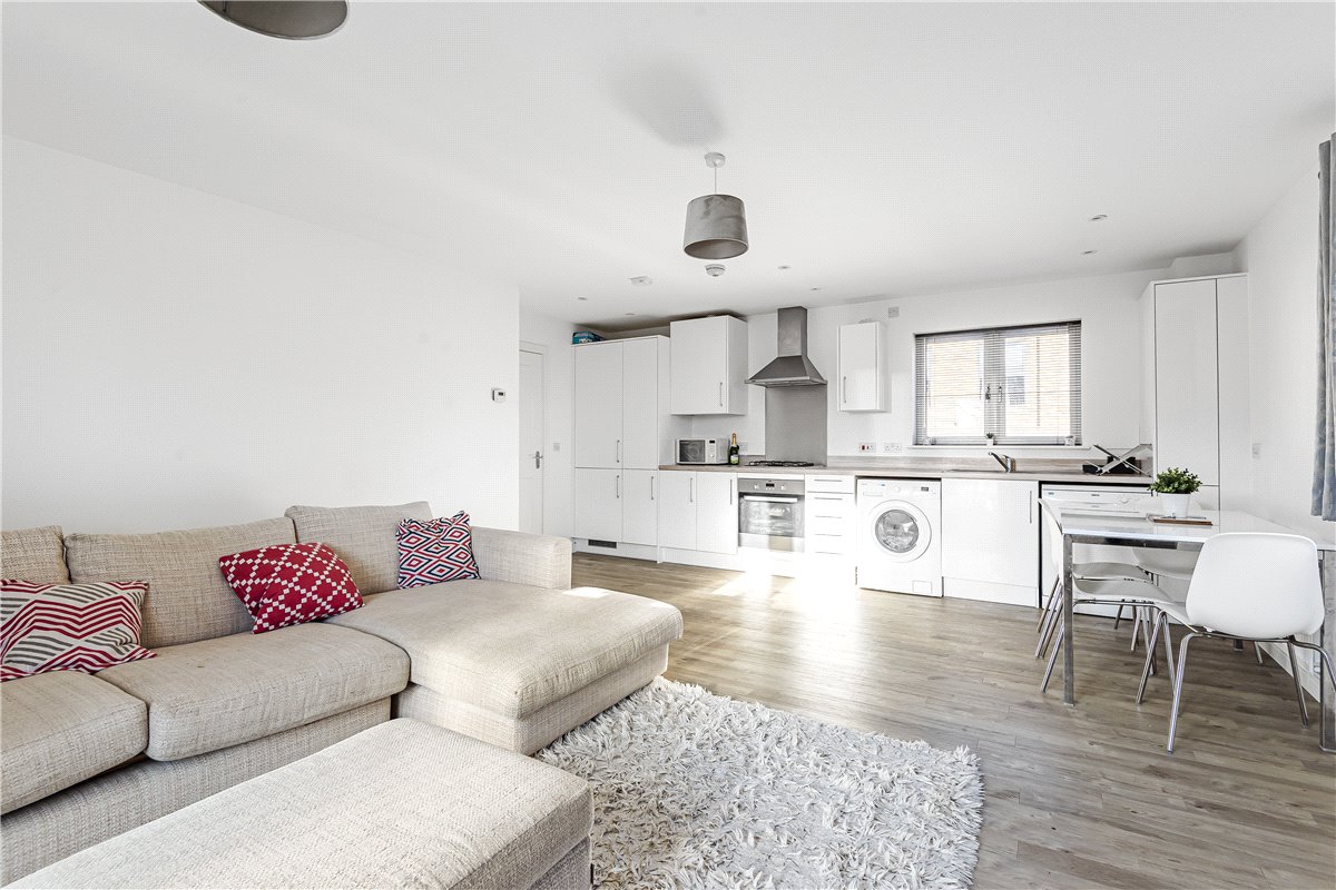 2 bedroom Flat, Vaynol Way, Whitehouse, MK8 - Let Agreed, Image 1