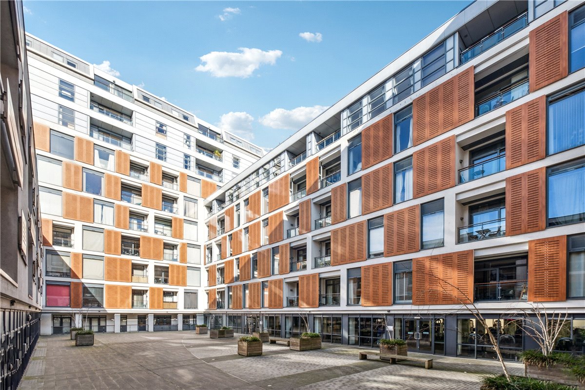 2 bedroom Flat, Cornell Square, Nine Elms, SW8 - Sold, Image 3