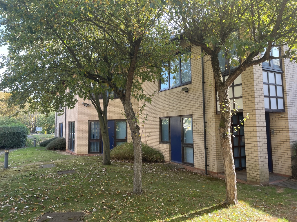 1444 Sq Ft, Great Chesterford Court, Saffron Walden, CB10 - Available, Image 3