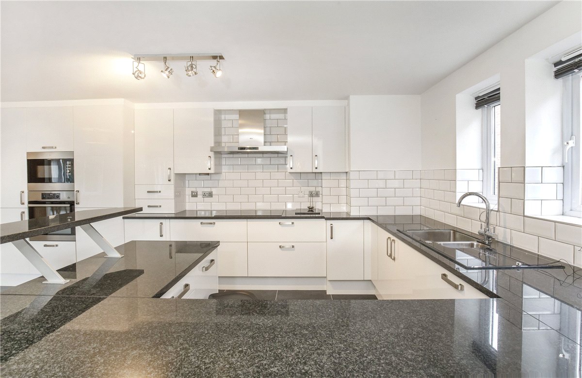 3 bedroom Flat, The Avenue, York, YO30 - Let Agreed, Image 11