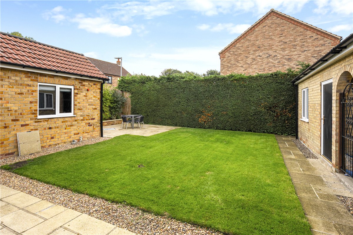 4 bedroom Bungalow, Town Street, Hayton, YO42 - Available, Image 13