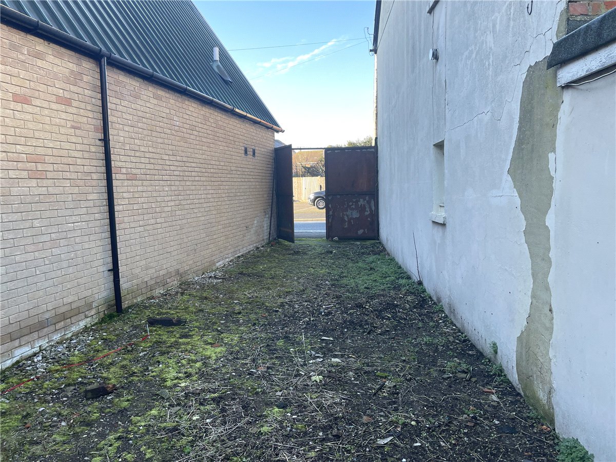   Land, West Street, Newbury, RG14 - Available, Image 1