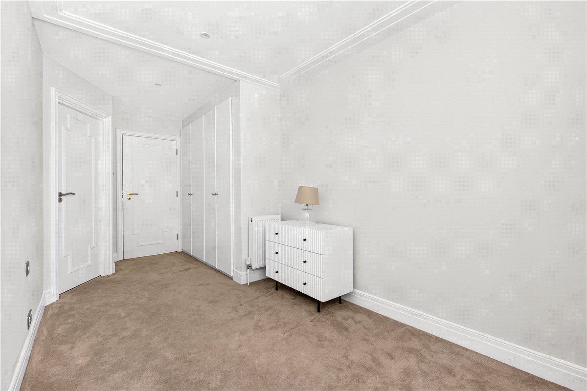 3 bedroom Flat, Chartwell Court, 50 Gloucester Square, W2 - Available, Image 29