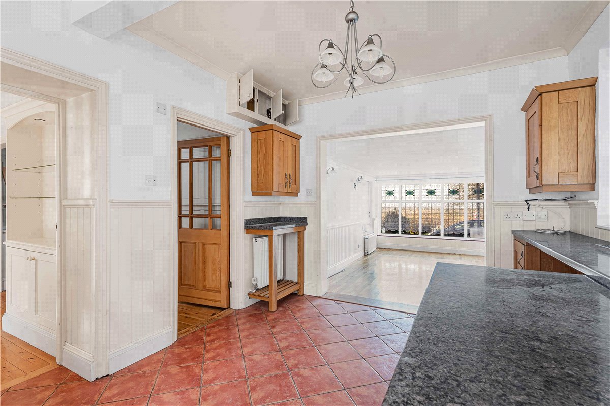 6 bedroom House, Ellesborough Road, Wendover, HP22 - Available, Image 28