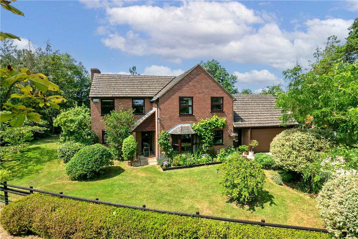 3.91  Land, Palmer Avenue, Lower Arncott, OX25 - Available
