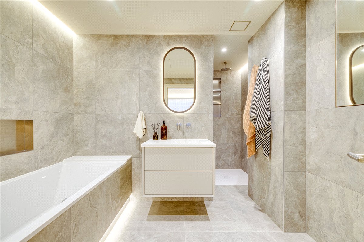 2 bedroom Flat, Hans Crescent, Knightsbridge, SW1X - Available, Image 4