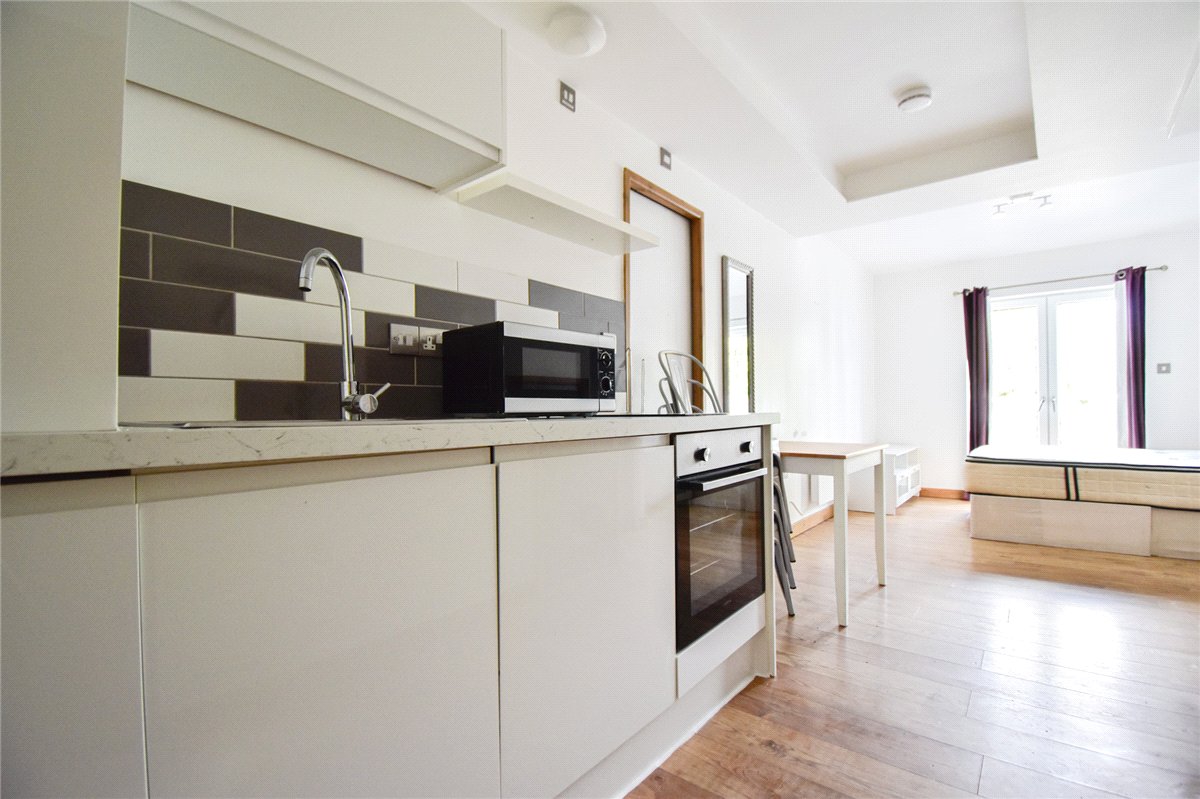 1 bedroom Flat, Newmarket Road, Cambridge, CB5 - , Image 1