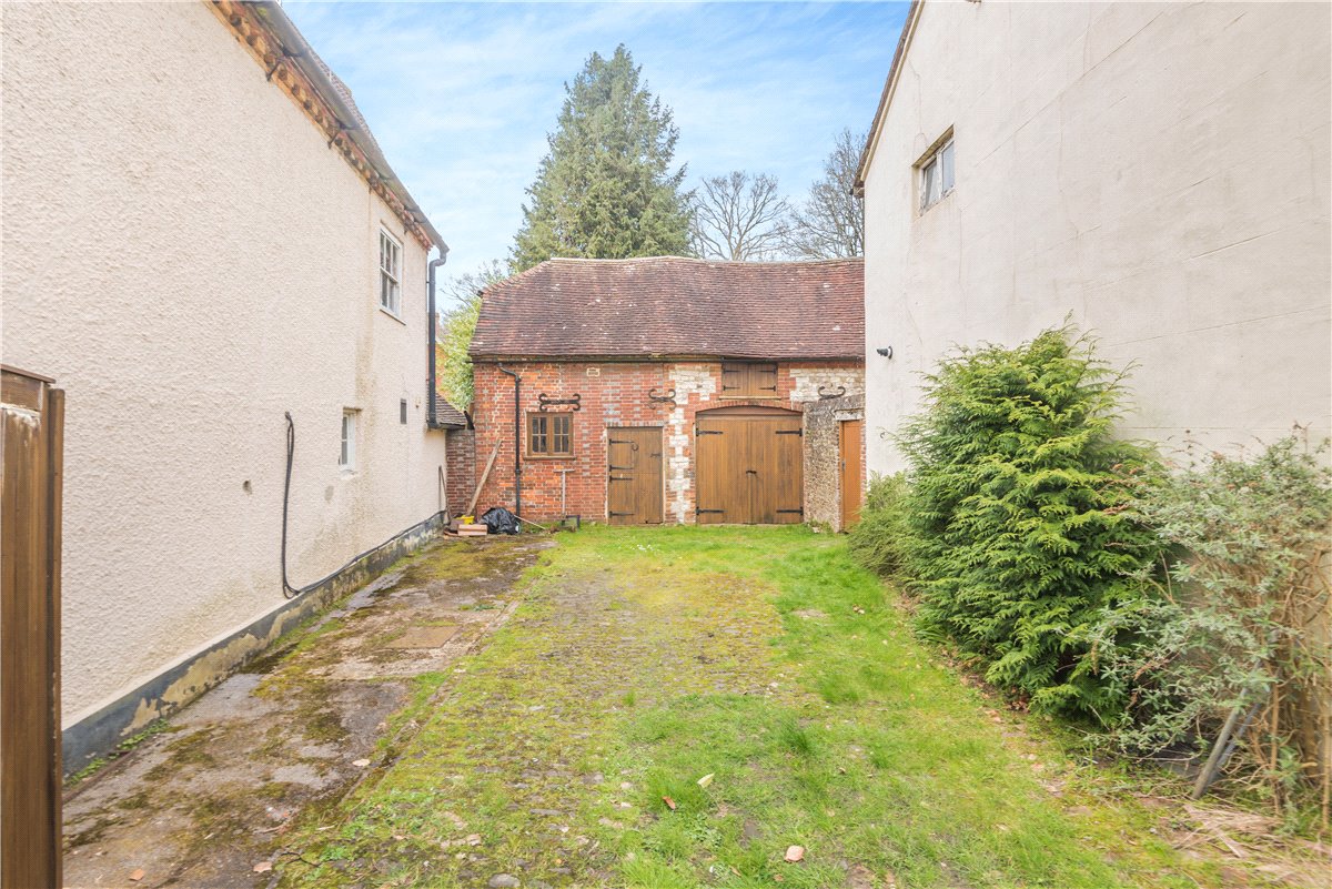 4 bedroom House, Station Road, Petersfield, GU31 - Sold, Image 11